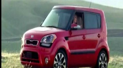 Kia Soul - reclamă amuzantă cu o celebră jucătoare de golf - Photo