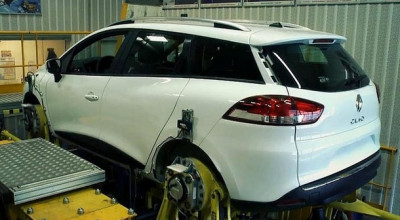 Primele imagini cu versiunea break Renault Clio Grandtour - Photo