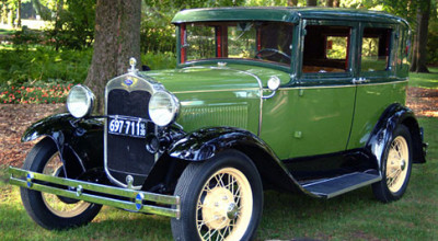 În SUA, a fost vândut un Ford la preţul de 165 000 de dolari - Photo