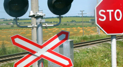 Poliţia Rutieră verifică pasajele feroviare - Photo