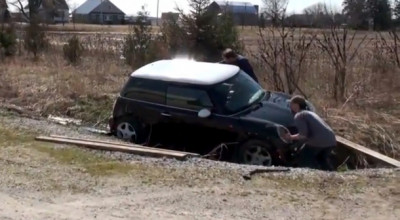 Cum sa rastorni un Mini din plictiseala - Photo