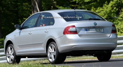Imagini spion cu Skoda Rapid 2013 - Photo