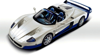 Maserati planifică construcţia unui nou hypercar pe platforma LaFerrari - Photo