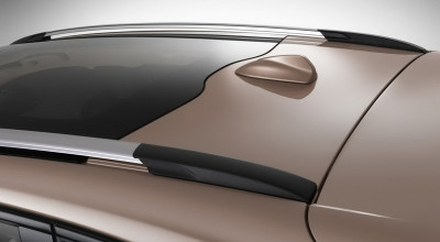 Noul crossover al suedezilor debutează la Paris - Photo