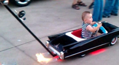 Caruciorul Cadillac pentru copii - Photo