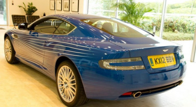 Fanii Aston Martin de pe Facebook şi-au creat propriul DB9 - Photo