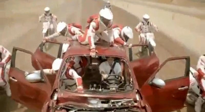 O nouă reclamă la Nissan Juke - Photo