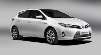 Primele imagini cu noua Toyota Auris - Photo