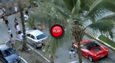 Ferrari F430 Spider asaltat in plina strada - Photo