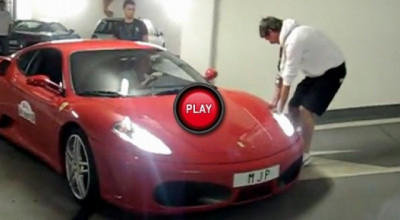 E greu sa iesi dintr-o parcare cu un Ferrari F430 - Photo