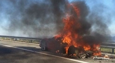 Ferrari 458 Italia cuprins de flacari - Photo
