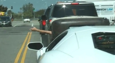 Un Aventador si un Ford Model A Rat Rod - Photo
