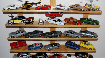 Ce spuneţi despre o astfel de colecţie de maşini James Bond? - Photo