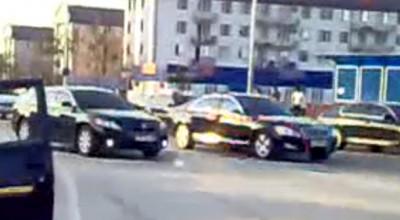 Convoi de nuntă cu focuri de mitralieră! - Photo