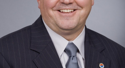 Lipsa de baterii motivează întreruperea producţiei electrovehiculului Fisker Karma - Photo