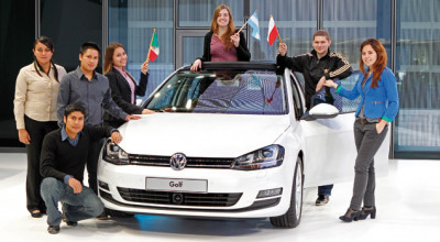 Volkswagen a primit 40.000 de comenzi pentru noul Golf VII - Photo