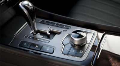 Cutie cu 10 rapoarte de la Hyundai - Photo