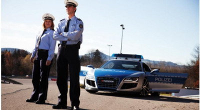 R8 GTR este modelul anului 2011 în campania Tune it! Safe! - Photo