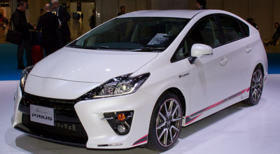 Toyota Prius G - Photo