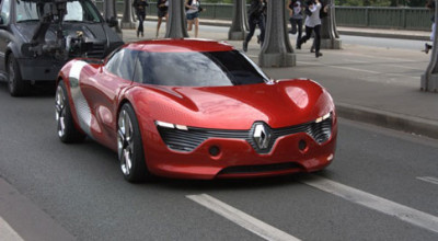 Noua dorinta Renault DeZir - Photo