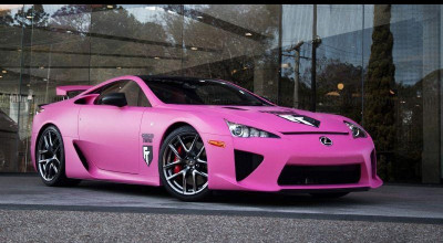 Lexus Australia luptă împotriva cancerului la sân cu un LFA roz - Photo