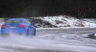 Volvo S60 Polestar se ia la întrecere pe zăpadă cu Mercedes-Benz C63 AMG - Photo