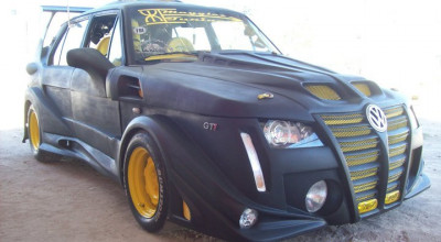 Tuning pe VW Golf dus la extrem - un fel de... Batmobil mexican? - Photo
