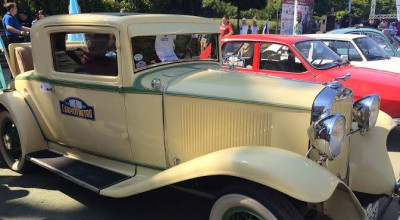 Bijuteriile auto retro au făcut paradă în centrul Chișinăului - Photo