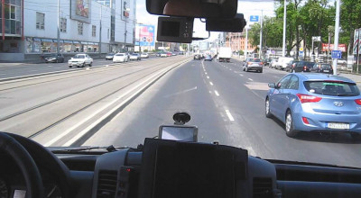 Vezi cum conduce un şofer de ambulanţă în Ungaria! (VIDEO) - Photo