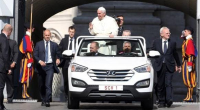 Hyundai Santa Fe este cel mai nou Papamobil! - Photo