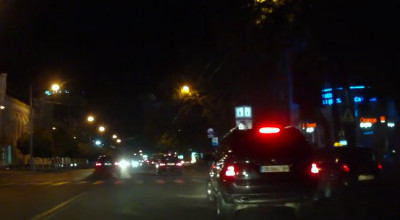 Când vrei să te dai tare cu un BMW X5 şi nu te ajută frânele... (VIDEO) - Photo