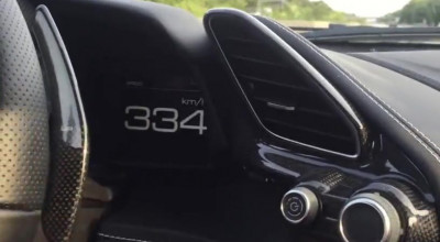 Priveşte cum un Ferrari 488 GTB îşi atinge limita de viteză pe autostradă! (VIDEO) - Photo