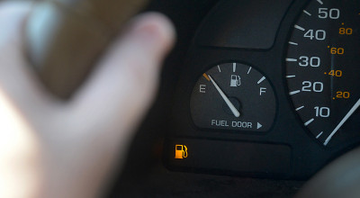 Obişnuieşti să conduci pe limita din rezervor? Află ce rişti! - Photo