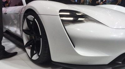 FRANKFURT 2015: Imagini LIVE cu noul Porsche Mission E Concept - Photo