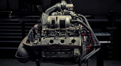 Artă VIDEO! Cum arată, dezmembrat piesă cu piesă, motorul unui Porsche Carrera! - Photo