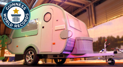 Record mondial pentru constructorii unei rulote asamblate din piese LEGO (VIDEO) - Photo