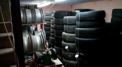 Peste 400 de roţi, anvelope şi jante, fără acte de provenienţă au fost confiscate! - Photo