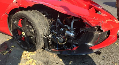 Vezi momentul impactului cu Ferrari LaFerrari, accidentat săptămâna trecută! (VIDEO) - Photo