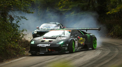 Drifturi spectaculoase cu un Mustang şi un Lamborghini într-o localitate rusească (VIDEO) - Photo