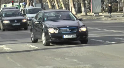 Despre problema gropilor din capitală şi cum pot fi recuperaţi banii pentru reparaţia suspensiei! - Photo