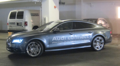 Audi ne demonstrează cum funcţionează tehnologia Piloted Parking pe un A7 (VIDEO) - Photo