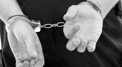 Au furat un BMW din capitală pentru a fi vândut la piese. Acum riscă între 5 şi 10 ani de puşcărie! - Photo