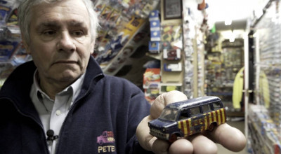 VIDEO: Fă cunoştinţă cu cel mai împătimit colecţionar de Ford Transit din toată lumea! - Photo