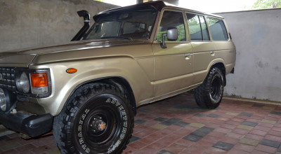 Pasionat de off-road? Vezi un Toyota Land Cruiser FJ60 produs în 1987 de vânzare! - Photo