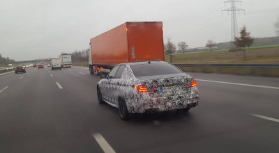 Noul BMW M5 a fost surprins de un român pe autostradă în apropiere de Munchen - Photo