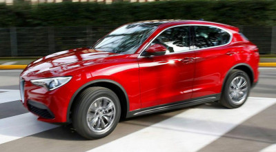 Iată şi primul crossover marca Alfa Romeo, modelul Stelvio, văzut în acţiune - Photo