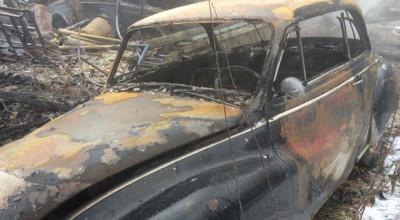 A colectat 70 de maşini unice, timp de 40 de ani, şi au ars toate într-o zi! - Photo