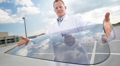 Uită de parbrizele fisurate de pietre: acestea vor fi confecționate din sticla rezistentă folosită la telefoanele mobile. - Photo