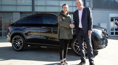 Mercedes-Benz şi-a ales noul ambasador în România în persoana Simonei Halep! Iată şi ce maşină şi-a ales sportiva - Photo