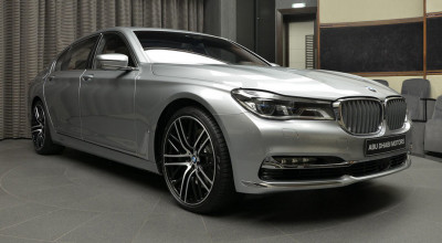 Limuzina de la BMW care bate cu uşurinţă un M5 în caroseria F10! Evident, o face elegant! - Photo